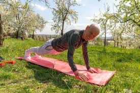 记者：在安古伊萨伤势确定后，那不勒斯立即瞄准了弗拉泰西